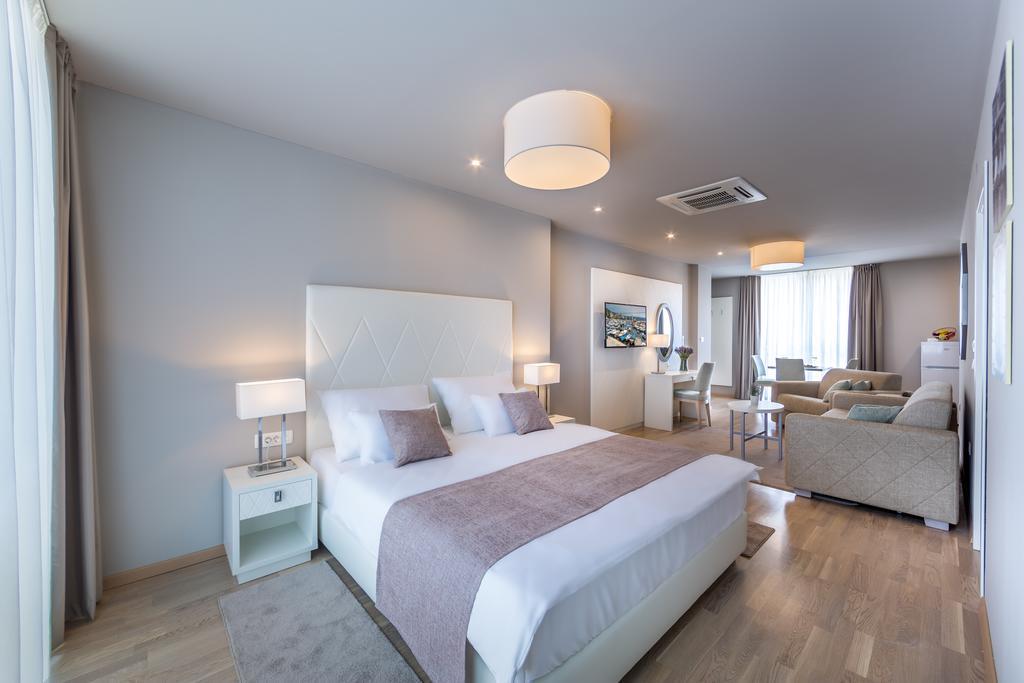 Apartments & Rooms Preelook Опатия Екстериор снимка