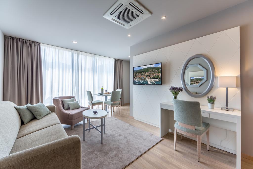 Apartments & Rooms Preelook Опатия Екстериор снимка