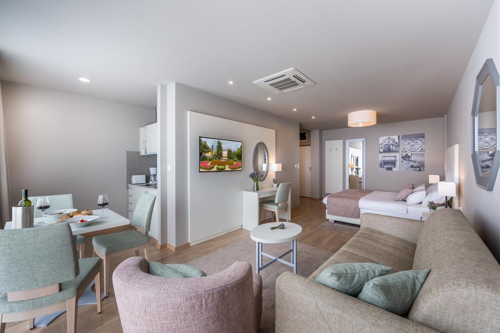 Apartments & Rooms Preelook Опатия Екстериор снимка