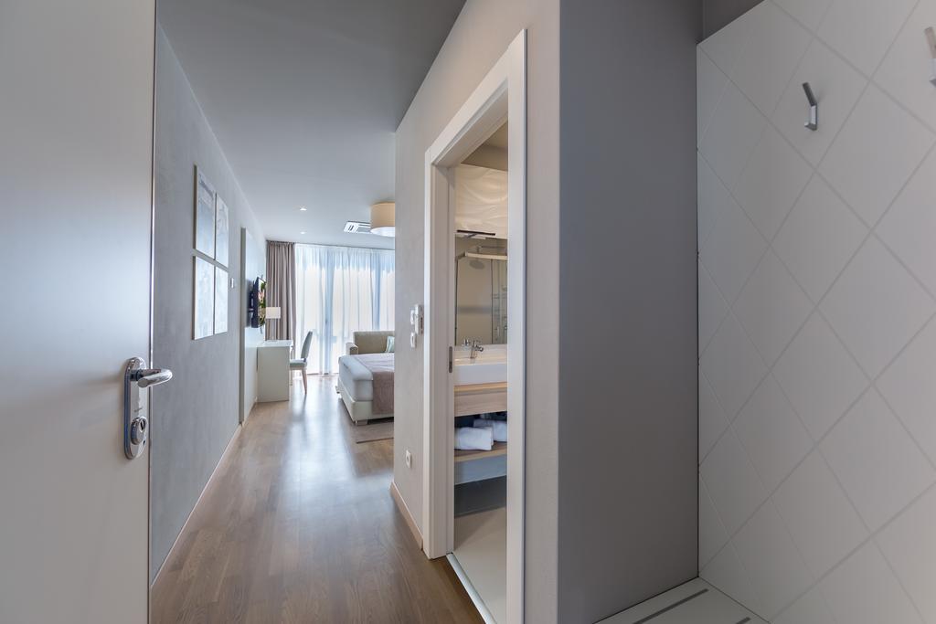Apartments & Rooms Preelook Опатия Екстериор снимка
